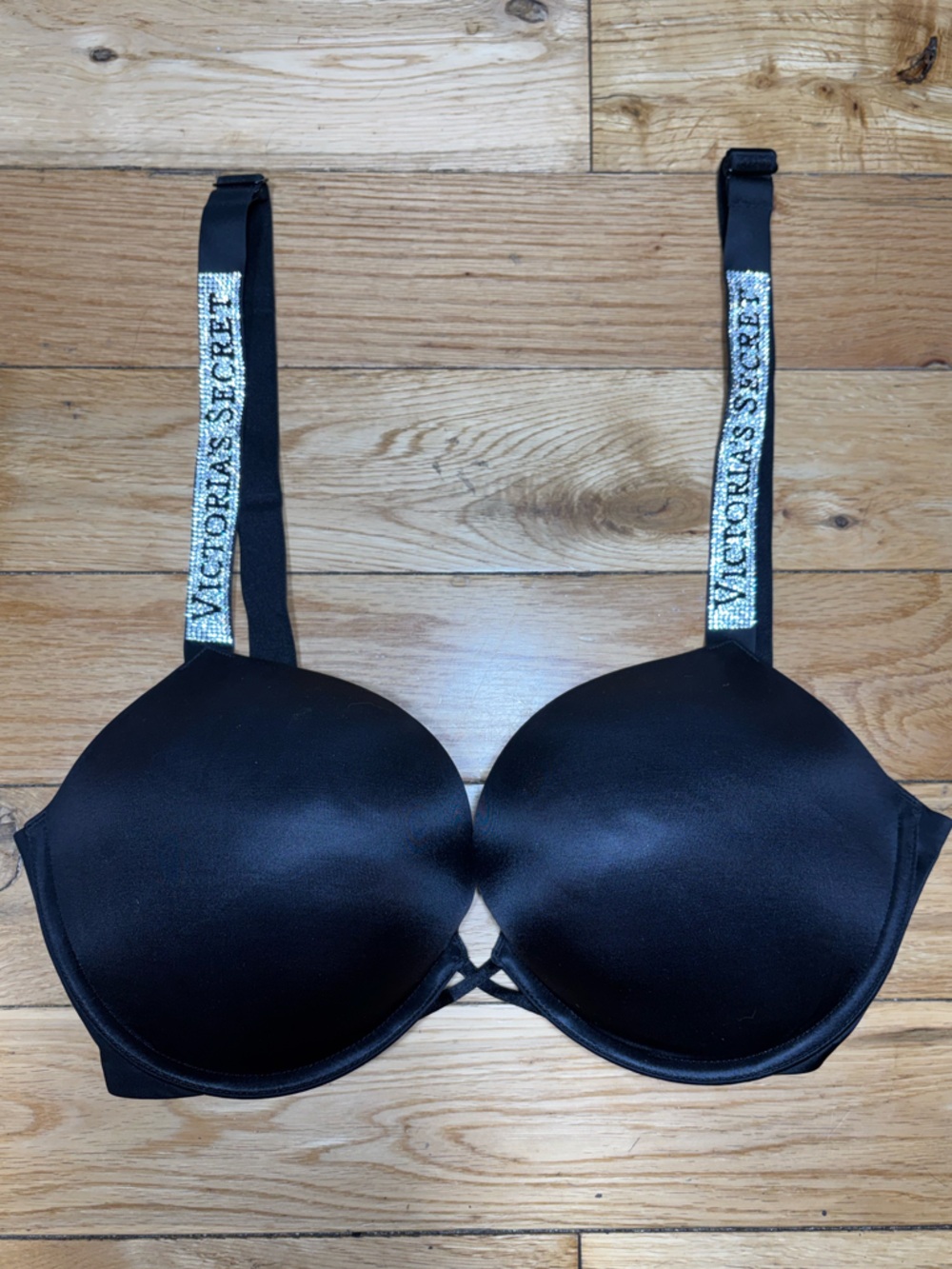 Victoria’s Secret Bombshell Push-Up Bra 36D Black Logo Straps Adds 2 Cup Sizes